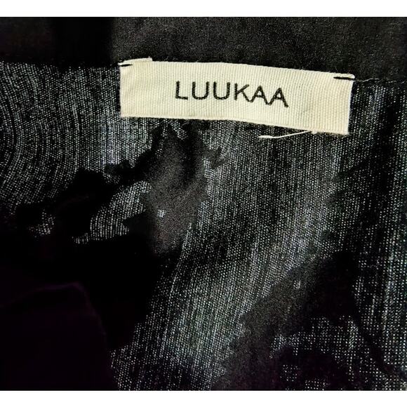 Luukaa Button Up Vest with Large Pockets and Artwork on the Back, Blk & Wht, S 0 - Picture 6 of 6